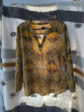 TALBOTS XL Mustard Yellow Paisley COLLARLESS Split V Neck BLOUSE Long Sleeve